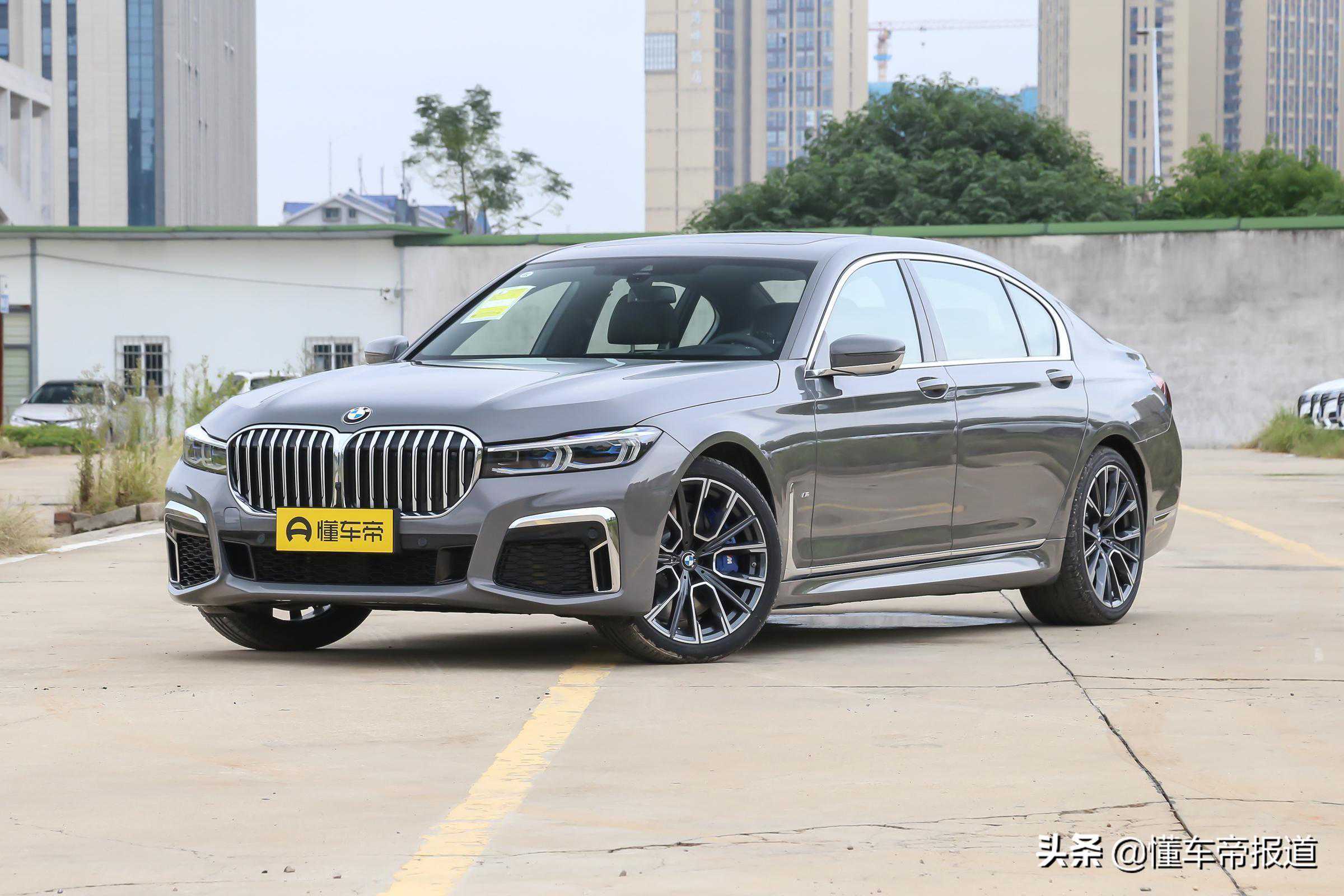 新车 | 新款宝马7系740Li上市，售105.5万元起，750Li、M760Li停售