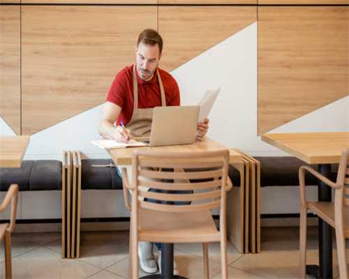 仅花2万还能买到轿跑掀背车？媳妇再也不嫌弃拉菜少！