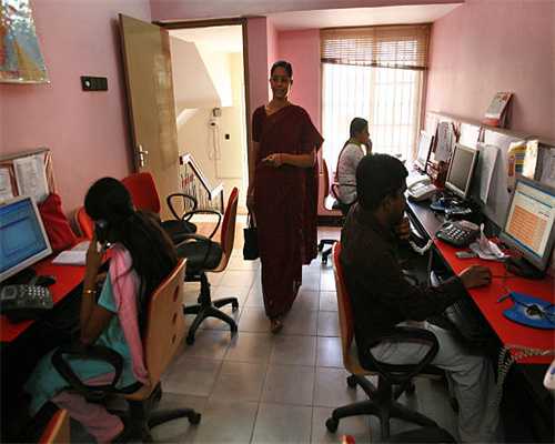 东风风行景逸S50EV正式上市 补贴后售价11.59万