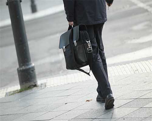 二手车贩子自曝：买车不注意这几点的，很有可能会上当