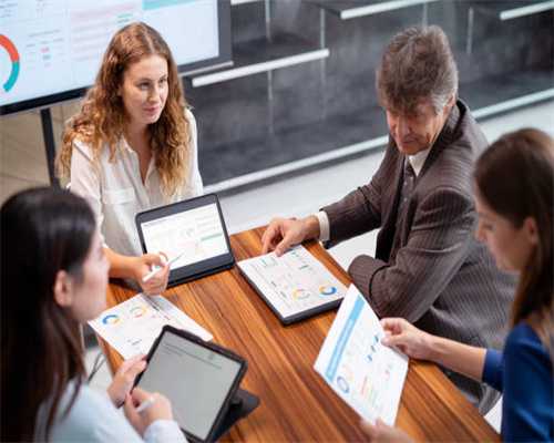 本是狼堡生南北双兄弟 大众宝来对比大众朗逸