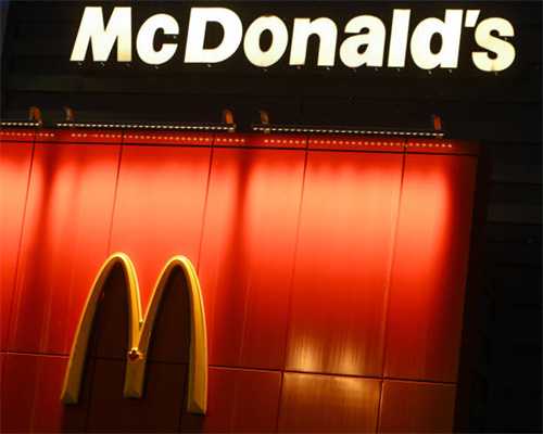 梅赛德斯-奔驰星睿认证二手车：坚守十年 以信立身