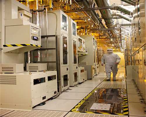 五菱荣光新卡正式上市 售4.58-5.28万元