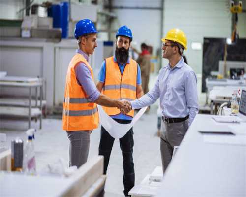 神龙「富康」：曾与普桑齐名，最终跌下神坛