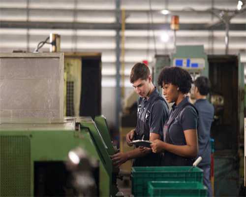 新车｜2023年发布，A4同平台打造！新一代奥迪Q5路试谍照