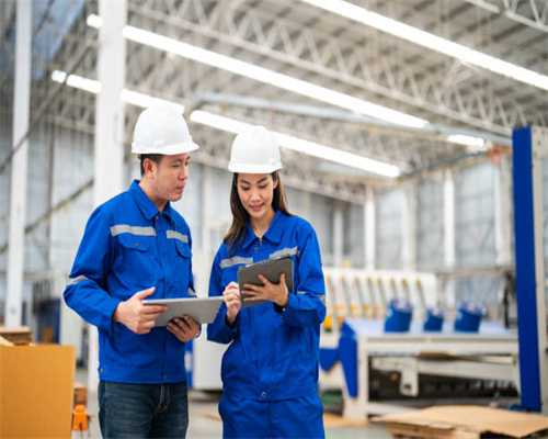 高原试驾纳瓦拉AT，2.5L+7AT，功能配置大升级