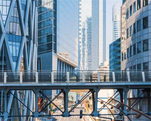 全新宝马X4售价46.68万起，2.0T+8AT轴距2864mm，收割轿跑SUV市场