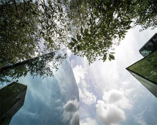 坑！西安奔驰女车主之后，上海这位女车主竟被要求……