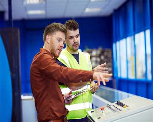 五款柴油小卡盘点：比汽油车能拉，比轻卡便宜，货厢最长4米