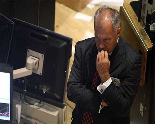 刚买的二手车，才开15公里就发生故障？购车协议未盖公章，车商回应……