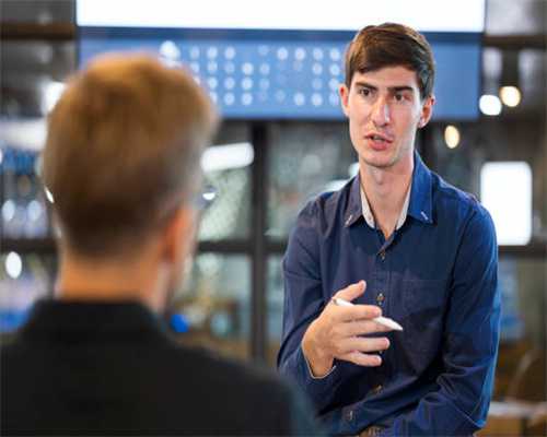 多家日本车企陷入造假风波，丰田、本田等4S店多款车型降价促销