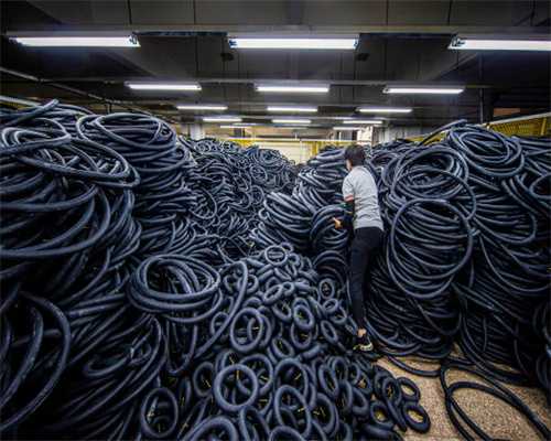 赵小查：新浪汽车是只瘦死的骆驼