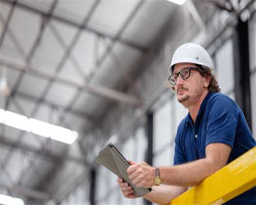 搭载国六190马力，配5.8米货厢，福田欧马可S3不到16万