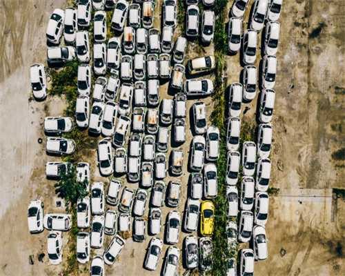 12款铃木羚羊，跑了5万公里，现只要1.9万，实用家庭代步车