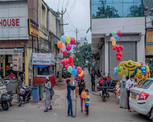 我为梁山华通二手车市场代言|卡友们的信赖之选，全球交易的桥梁