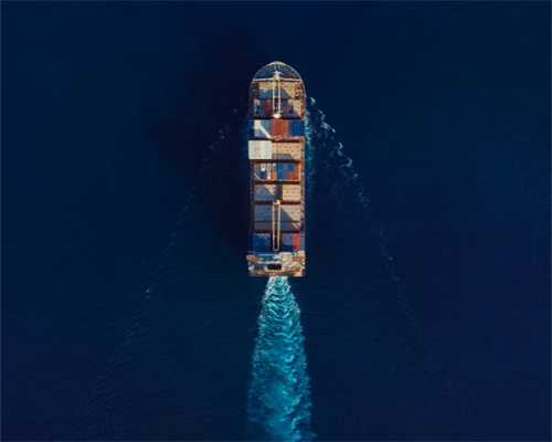 上汽大众服务态度毋庸置疑，朗逸纯电内置导航、送车代充电服务